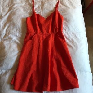 Adorable orange dress with pockets